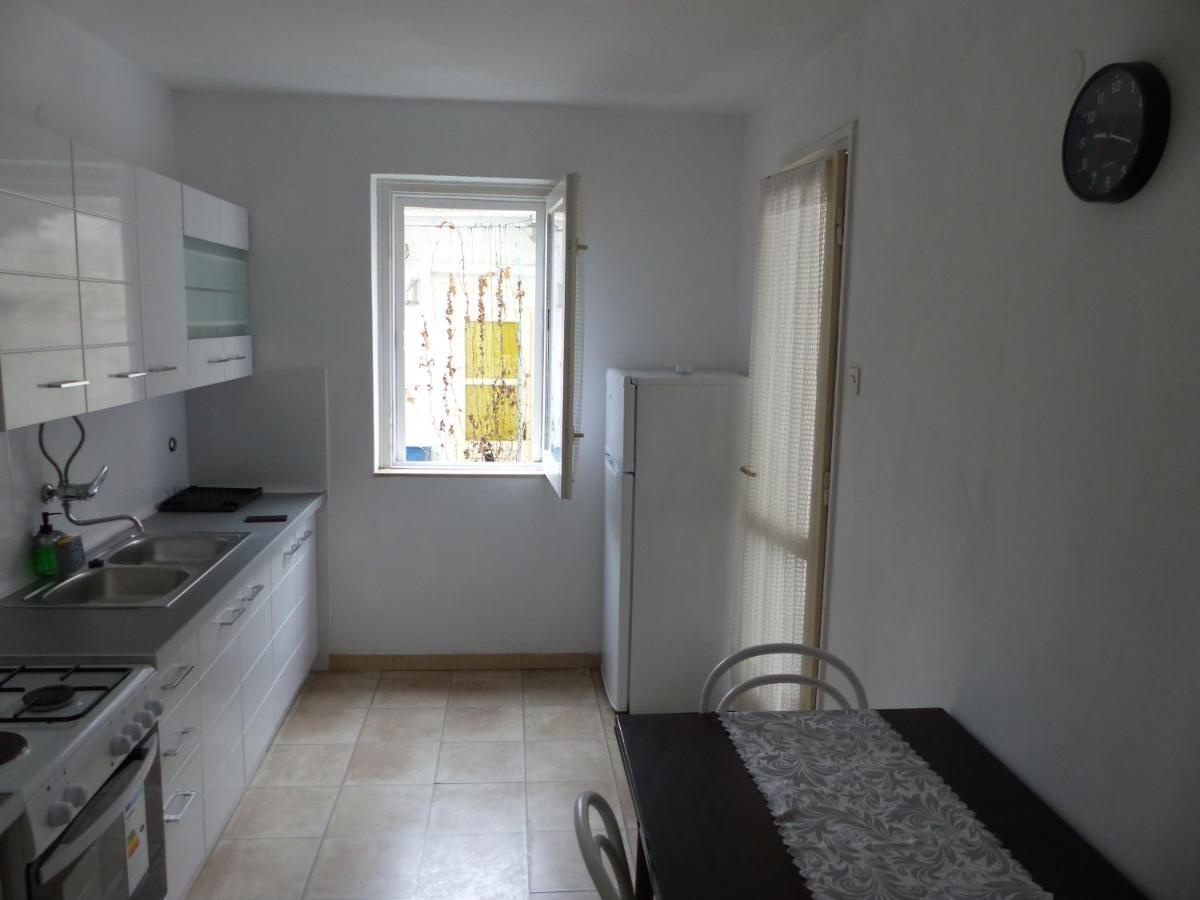 Apartment Mirko Zadar
